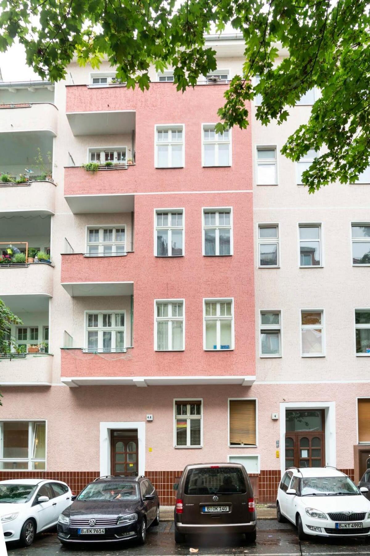 Cozy 2 Room Apartment Next To Hermannstrasse เบอร์ลิน ภายนอก รูปภาพ